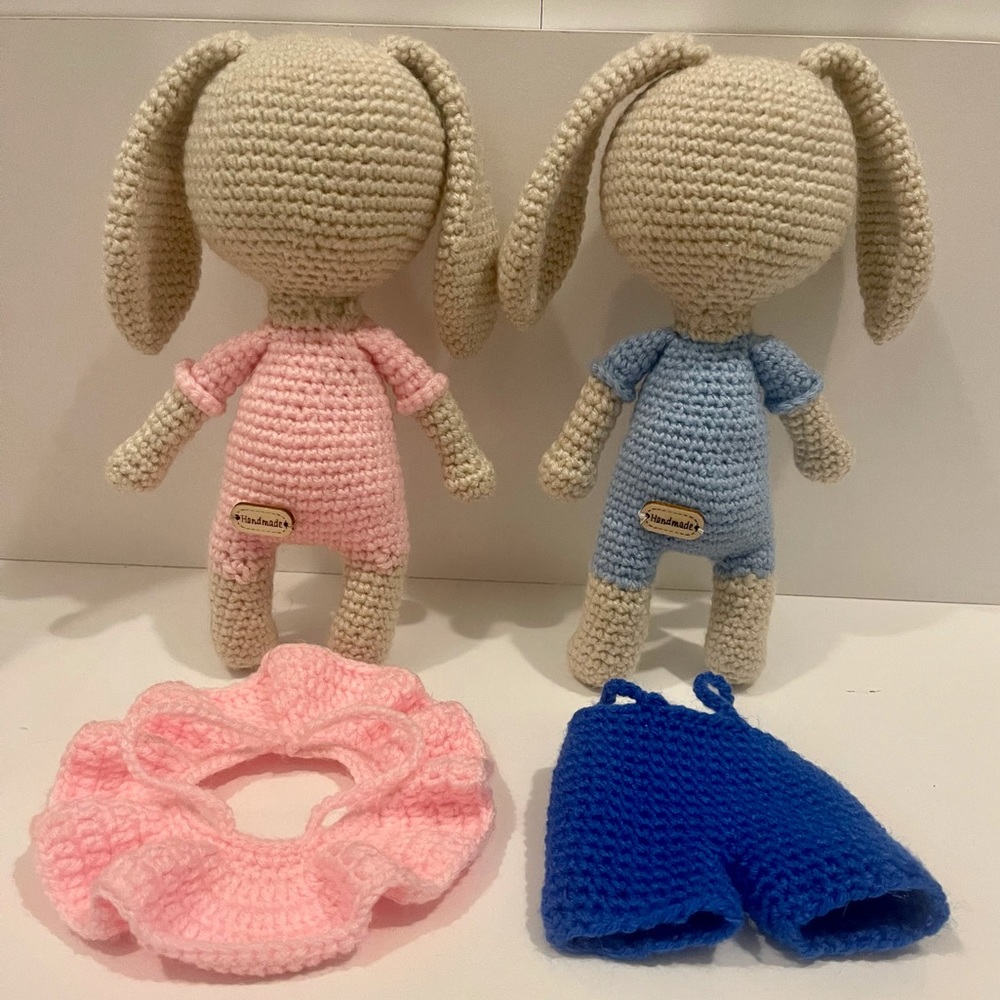 Beatrice and Benjamin Bunny - Handmade Amigurumi crochet 🧶 - Picture 4 of 9